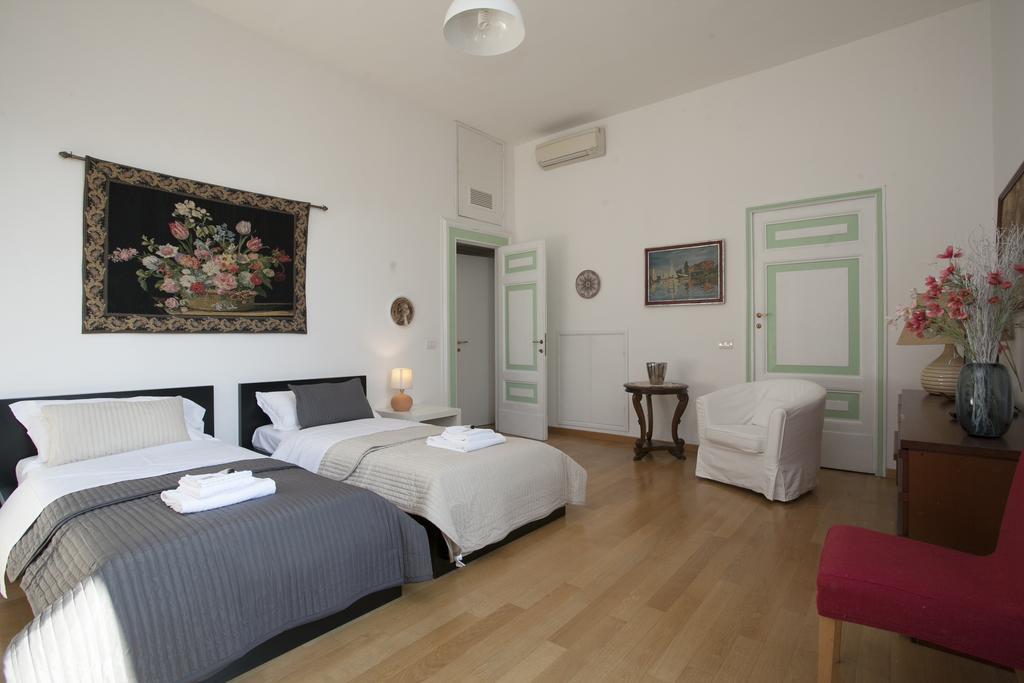 Apartmán House Paganica Řím Pokoj fotografie